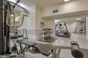 5340 Holmes Run Pkwy, Alexandria, VA 22304 - Photo 29