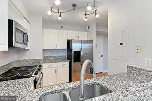 2121 Jamieson Ave, Alexandria, VA 22314 - Photo 7