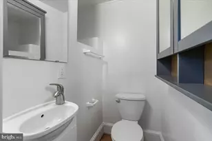 215 Prince St, Alexandria, VA 22314 - Photo 27