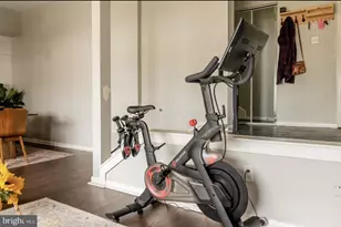 114 Roberts Ln, Alexandria, VA 22314 - Photo 9