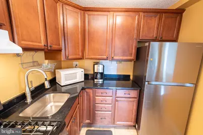 1225 Martha Custis Drive #502, Alexandria, VA 22302 - Photo 7