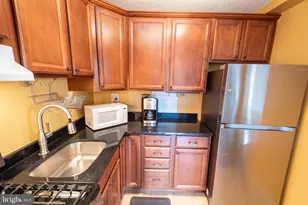 1225 Martha Custis Dr, Alexandria, VA 22302 - Photo 7