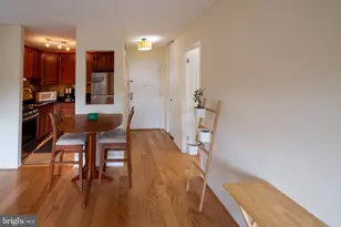 1225 Martha Custis Dr, Alexandria, VA 22302 - Photo 5