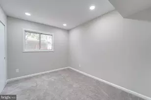 51 Skyhill Rd, Alexandria, VA 22314 - Photo 11