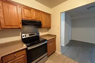 6149 Edsall Rd, Alexandria, VA 22304 - Photo 5