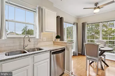 4561 Strutfield Lane #3305, Alexandria, VA 22311 - Photo 9