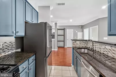 4854 Eisenhower Avenue #447, Alexandria, VA 22304 - Photo 3