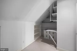 211 S West Street S, Alexandria, VA 22314 - Photo 27