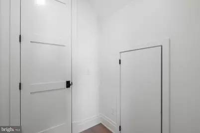 107 N West, Alexandria, VA 22314 - Photo 57