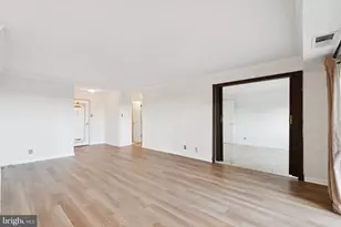 205 Yoakum Pkwy, Alexandria, VA 22304 - Photo 9