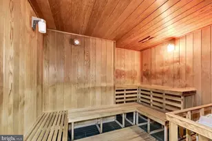 205 Yoakum Pkwy, Alexandria, VA 22304 - Photo 29