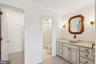 205 Yoakum Pkwy, Alexandria, VA 22304 - Photo 11