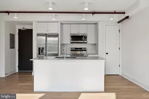 901 King St, Alexandria, VA 22314 - Photo 1