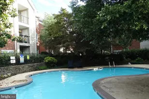 3310 Wyndham Circle W, Alexandria, VA 22302 - Photo 25