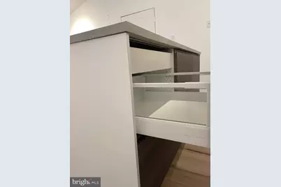 3310 Wyndham Circle W #314, Alexandria, VA 22302 - Photo 5