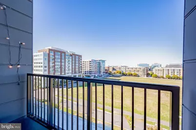 701 Swann Avenue #611, Alexandria, VA 22301 - Photo 27