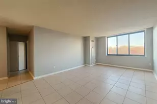 5500 Holmes Run Pkwy, Alexandria, VA 22304 - Photo 7