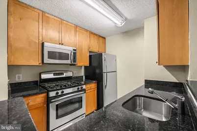 75 S Reynolds Street #413, Alexandria, VA 22304 - Photo 5