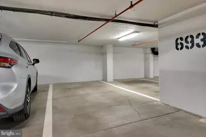 309 Yoakum Parkway #815, Alexandria, VA 22304 - Photo 17