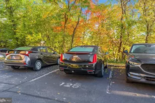 5250 Valley Forge Dr, Alexandria, VA 22304 - Photo 21