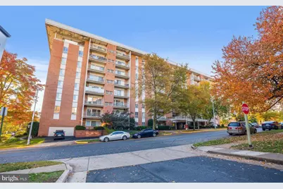 5250 Valley Forge Drive #103, Alexandria, VA 22304 - Photo 3