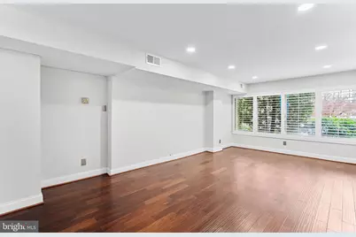 5340 Holmes Run Parkway #107, Alexandria, VA 22304 - Photo 5