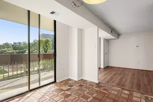 5300 Holmes Run Pkwy, Alexandria, VA 22304 - Photo 9