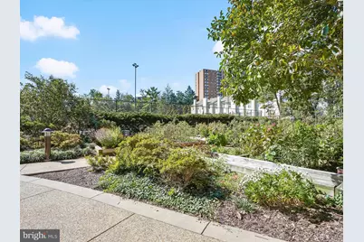 5300 Holmes Run Parkway #402, Alexandria, VA 22304 - Photo 41