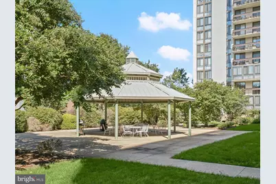 5300 Holmes Run Parkway #402, Alexandria, VA 22304 - Photo 39