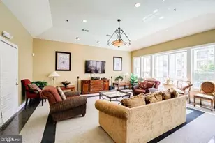 4550 Strutfield Ln, Alexandria, VA 22311 - Photo 7