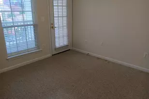 4550 Strutfield Ln, Alexandria, VA 22311 - Photo 11