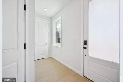 326 Swann Avenue, Alexandria, VA 22301 - Photo 7