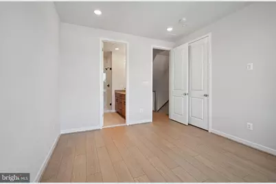 326 Swann Avenue, Alexandria, VA 22301 - Photo 13