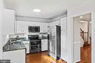 5416 Wycklow Ct, Alexandria, VA 22304 - Photo 9