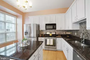 431 Stanton Pl, Alexandria, VA 22304 - Photo 11