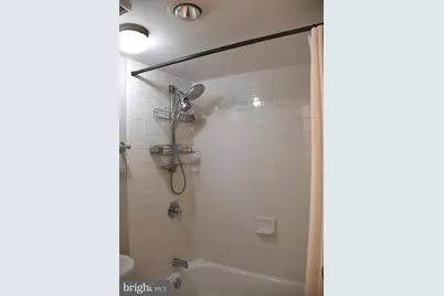 307 Yoakum Parkway #606, Alexandria, VA 22304 - Photo 19