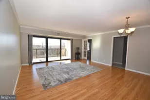 307 Yoakum Pkwy, Alexandria, VA 22304 - Photo 9