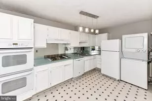 205 Yoakum Pkwy, Alexandria, VA 22304 - Photo 13