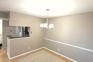 3310 Wyndham Cir, Alexandria, VA 22302 - Photo 9
