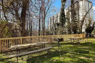 3310 Wyndham Cir, Alexandria, VA 22302 - Photo 21