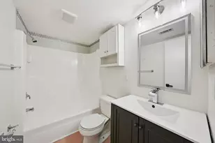 100 Roberts Ln, Alexandria, VA 22314 - Photo 19