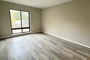 118 Roberts Ln, Alexandria, VA 22314 - Photo 21