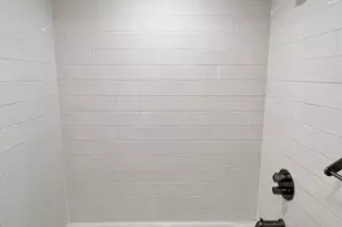 118 Roberts Ln, Alexandria, VA 22314 - Photo 37