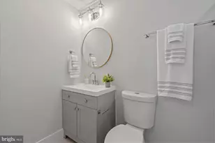 524 Queen St, Alexandria, VA 22314 - Photo 49