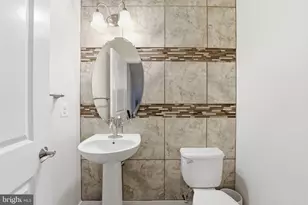 1434 Van Valkenburgh Ln, Alexandria, VA 22301 - Photo 13