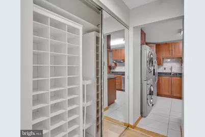 307 Yoakum Parkway #609, Alexandria, VA 22304 - Photo 7