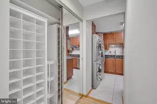 307 Yoakum Pkwy, Alexandria, VA 22304 - Photo 7