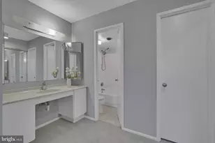 307 Yoakum Pkwy, Alexandria, VA 22304 - Photo 29