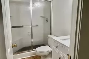 309 Yoakum Pkwy, Alexandria, VA 22304 - Photo 17