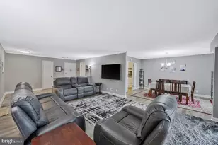 309 Yoakum Pkwy, Alexandria, VA 22304 - Photo 5